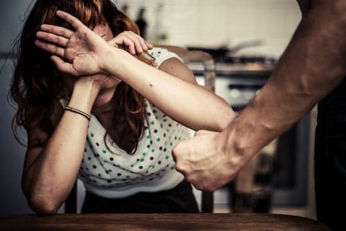 Domestic violence: 'A woman is killed every three days' in France