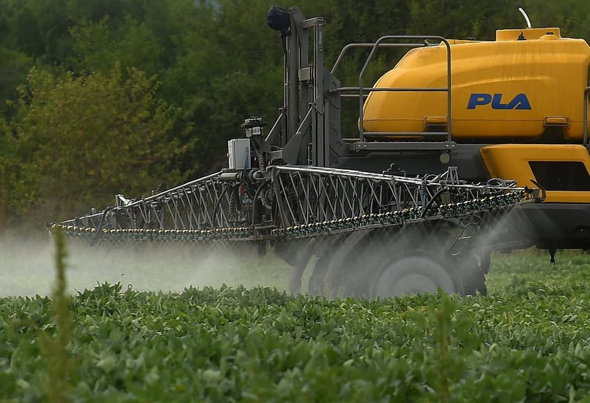 Austria to become first country in EU to ban use of glyphosate weedkiller
