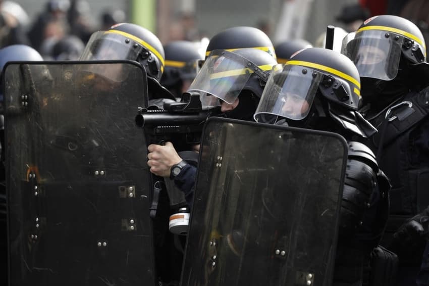 French police filmed teargassing climate change protesters