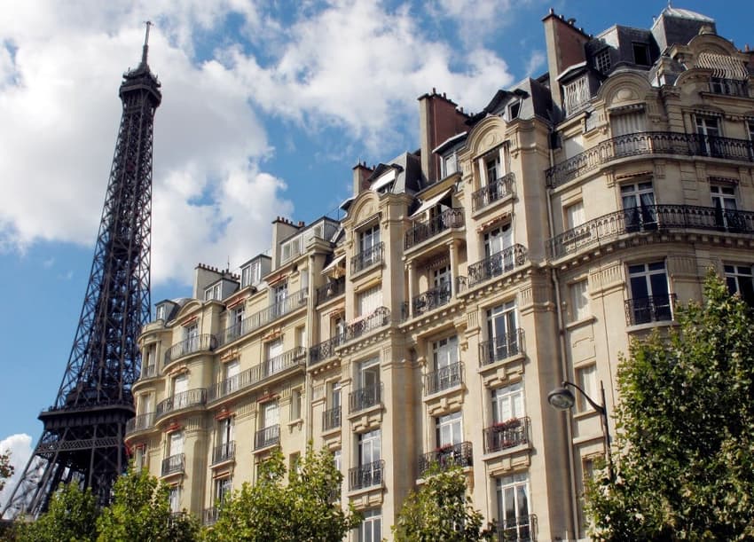 FOCUS: Is Airbnb really driving families out of Paris?