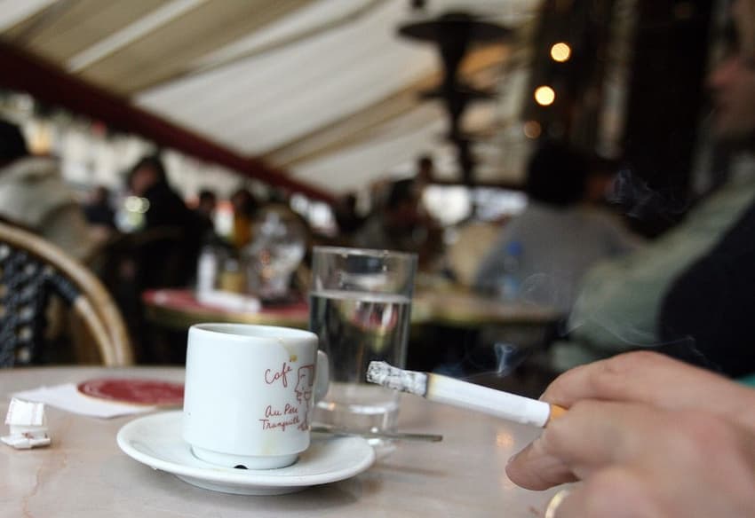 Is smoking on French café terraces becoming an endangered habit?