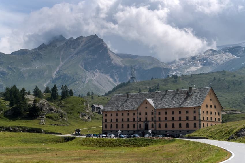 Three people including baby die in Swiss Alps air crash