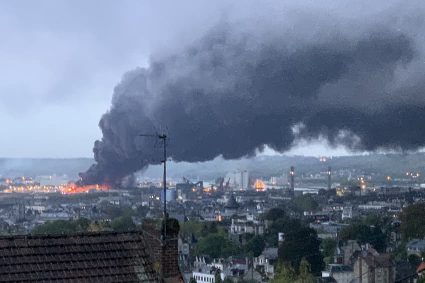 UPDATE: Fire at French chemical factory 'will burn for days'