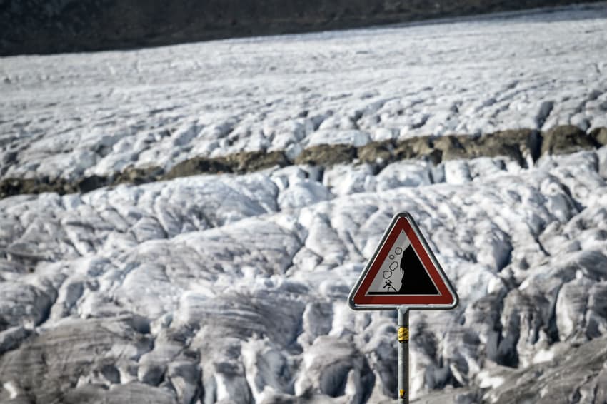 Swiss glaciers shrink ten percent in five years