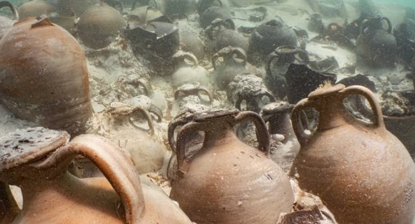 Mallorca divers discover Roman shipwreck full of perfectly preserved jars of 1800-year-old ketchup