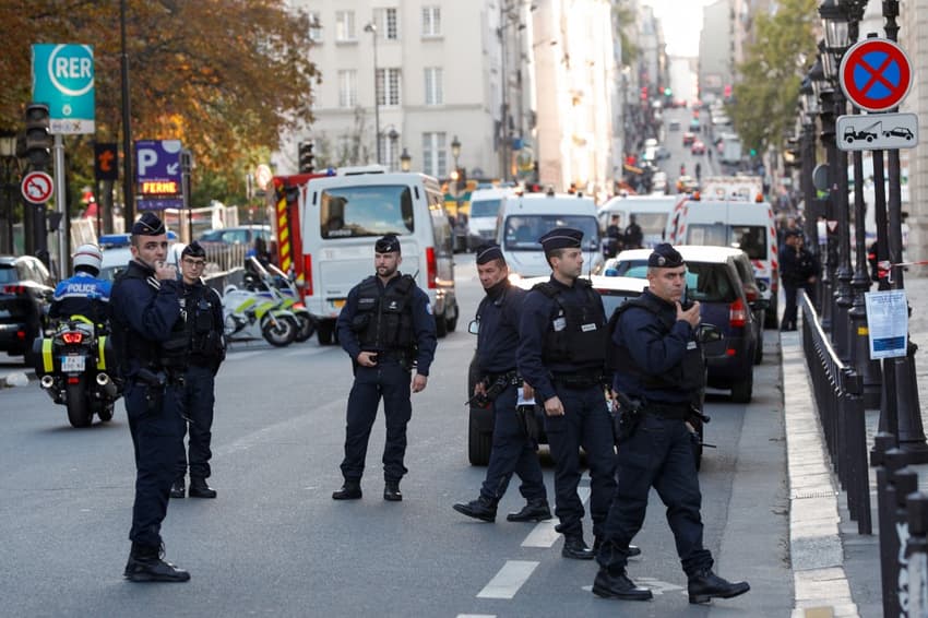 IT worker kills four in knife attack at Paris police headquarters