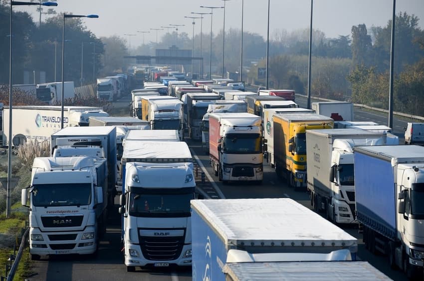 French lorry drivers announce road blocks in fuel tax protest