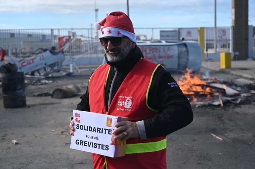 Disruption to December 25th transport services as no break in French strikes
