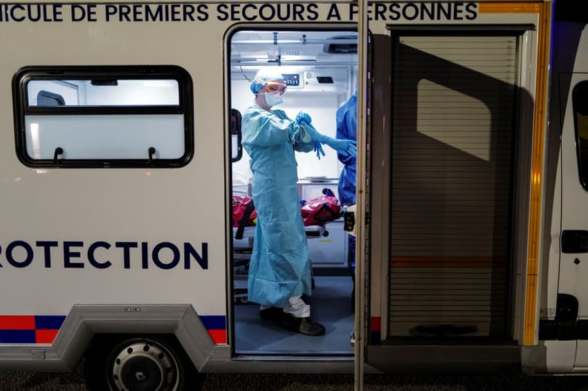 Coronavirus death toll in France passes 6,500 after elderly care homes report hundreds more fatalities