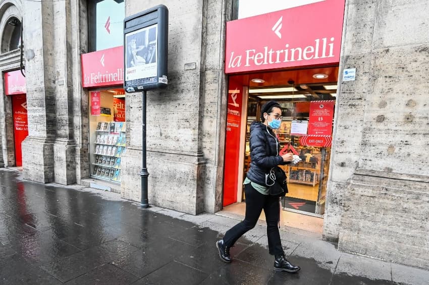 Italy urged to extend 'cultural bonus' payments to save bookshops