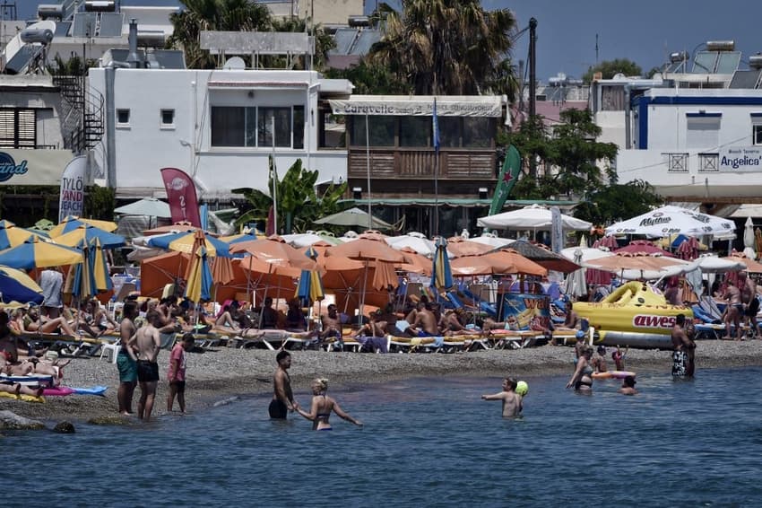 Greek island to host German doctors for free as flights set to resume