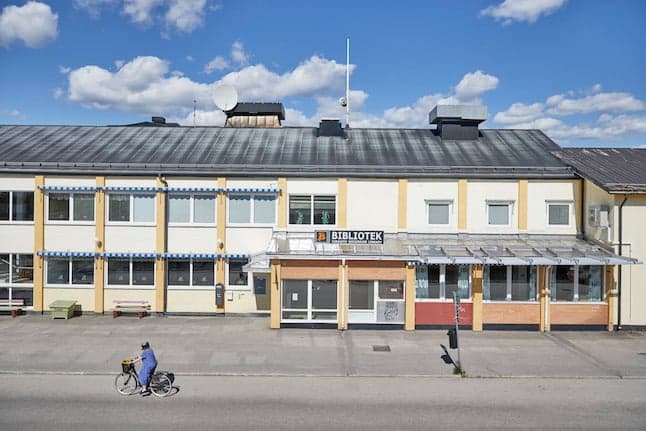 Does a town in northern Sweden really have an 'uncontrollable spread' of Covid-19 infections?