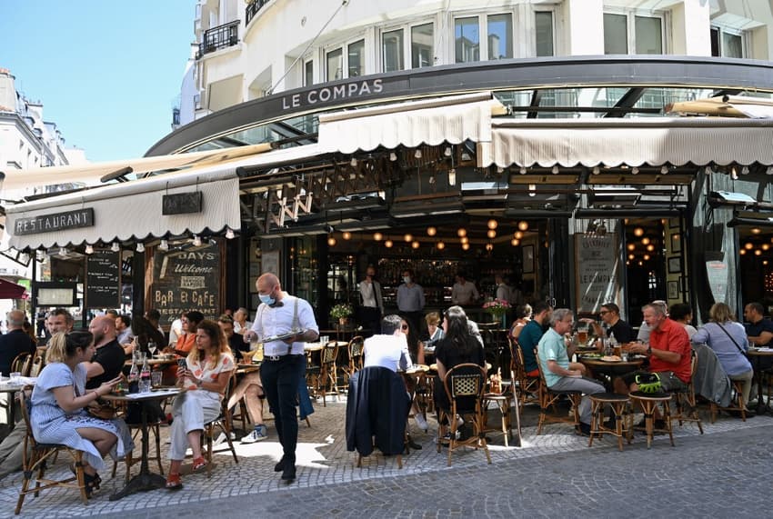 'It's amazing' - French rejoice as bars and restaurants reopen
