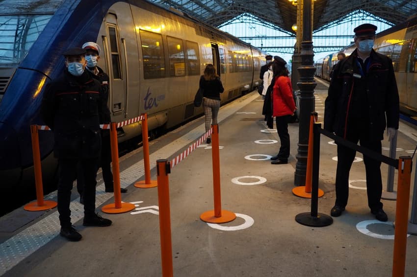 French rail passengers to get temperature tests