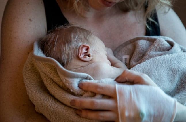 Newborn baby infected with coronavirus in Sweden