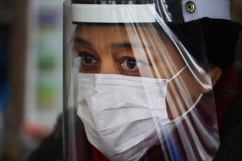 ‘Visors are not masks’: Swiss authorities warn against wearing plastic visors on public transport