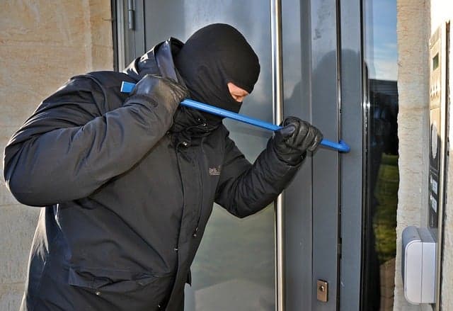 How to prevent a burglary at your home in Spain