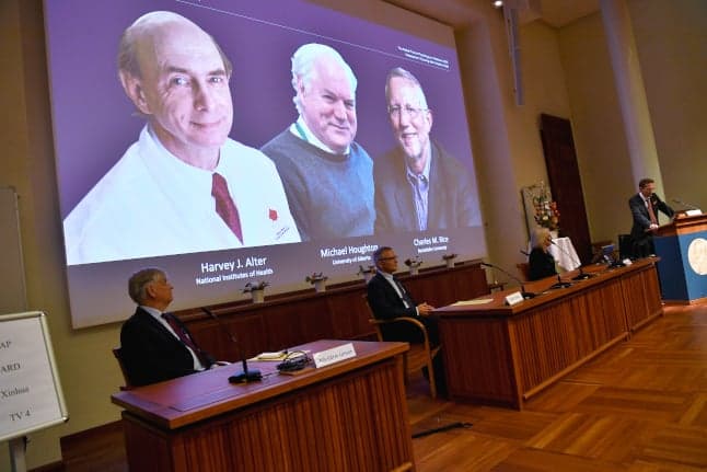 British and American scientists win 2020 Nobel Medicine Prize