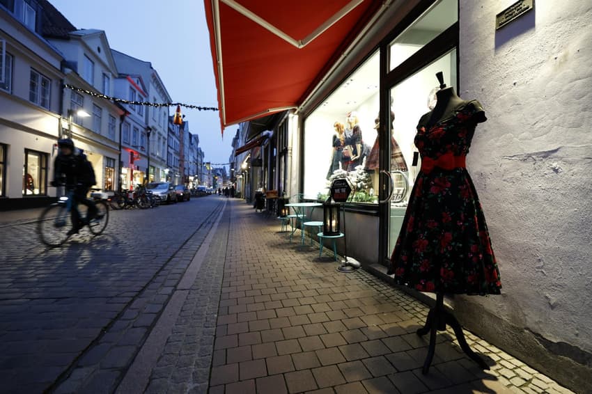Coronavirus: Can Germany revive its hollowed-out city centres?