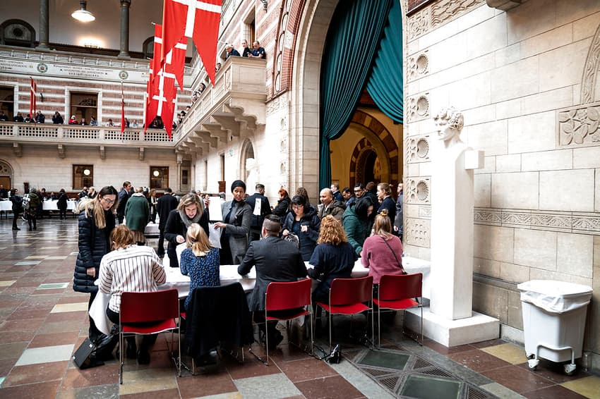 Citizenship: Danish party calls for ban on naturalisation for people with foreign partners