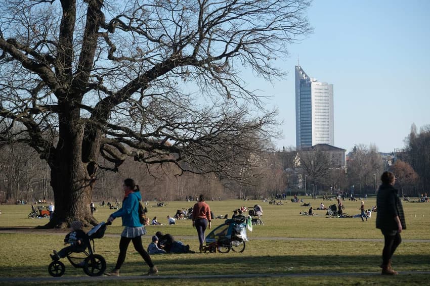 Germany sees temperature rise of record 41.9C in one week