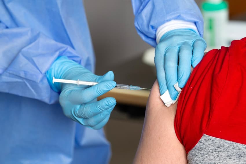 German doctors warn against plan to ease Covid restrictions for vaccinated people
