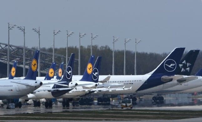 Lufthansa delays flight from Minsk over 'security warning'