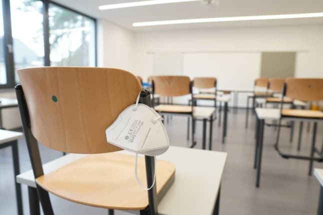 Masks no longer required in classrooms in Austria