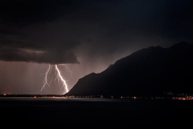 Torrential rain and thunderstorms to continue in parts of Switzerland