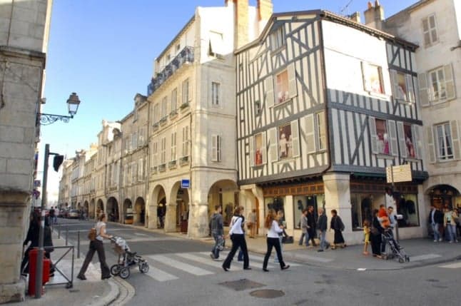 French property roundup: Tougher mortgage rules and France's favourite seaside town