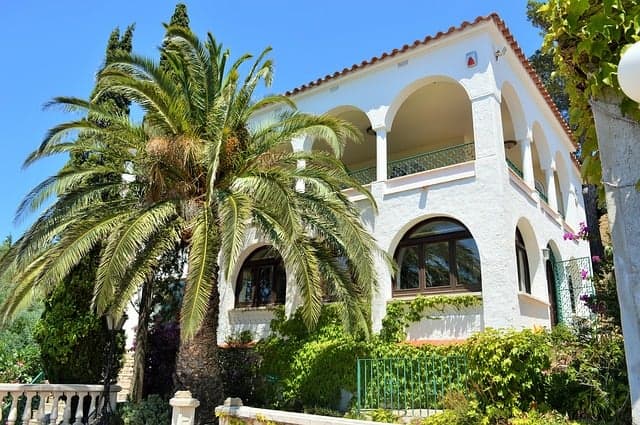 Property news in Spain: Who is buying luxury properties and where are they?