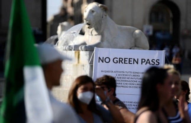 Italian senator suspended for going to work without Covid green pass