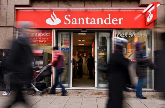 Spain's Santander sees profits rise thanks to favourable business in UK and US