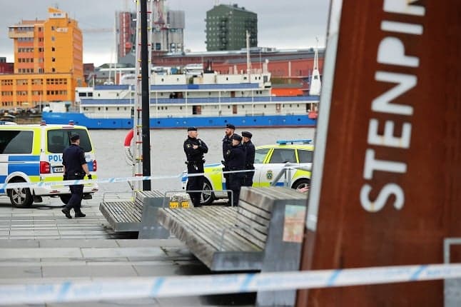 Gothenburg apartment blast suspect found dead