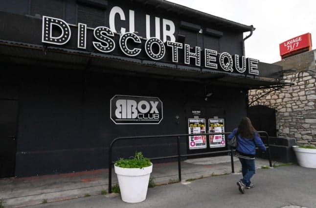 LATEST: France to close nightclubs and encourage more home-working to fight Covid surge