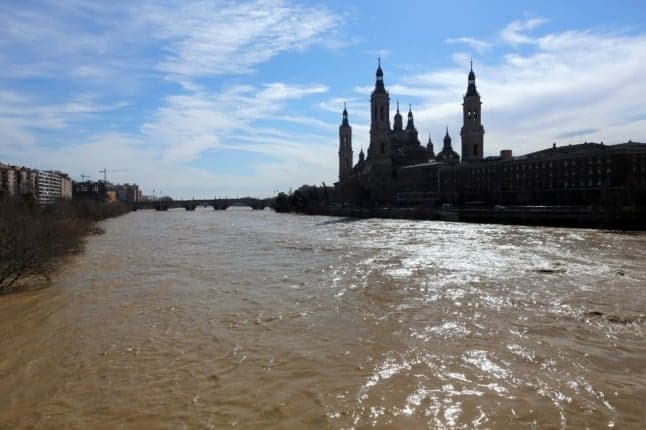 Spain's Zaragoza braces for floods as Ebro river set to break its banks