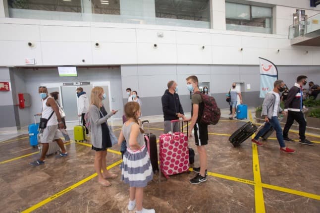 TRAVEL: Spain to allow unvaccinated UK teens to enter with PCR