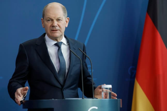 Putin and Scholz discuss 'diplomatic' efforts to settle Ukraine conflict