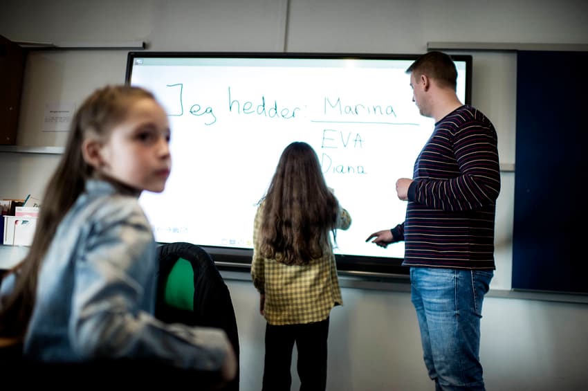 Denmark to allow Ukrainian children to be taught in Ukrainian and English