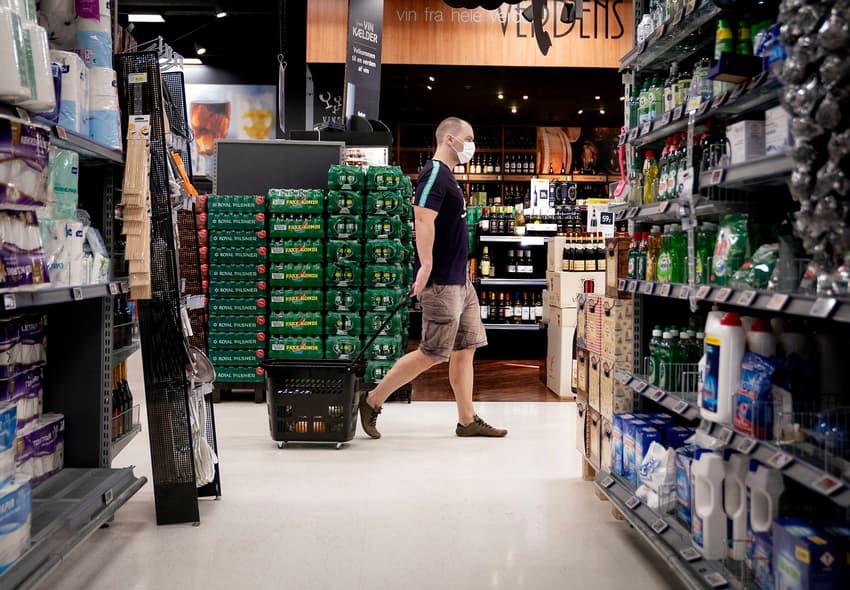 Danish supermarket chains introduce price limits on selected products