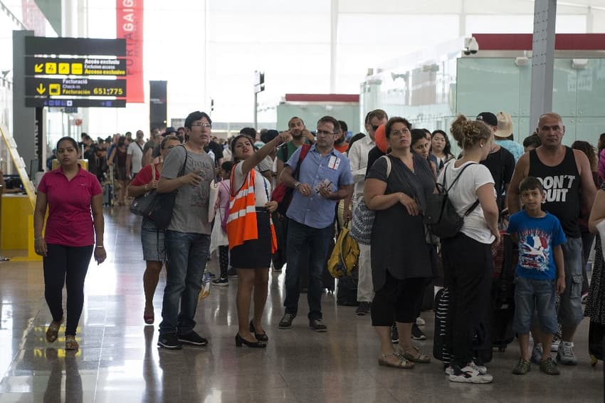 Brits through e-gates and more border guards: How Spain is tackling airport chaos
