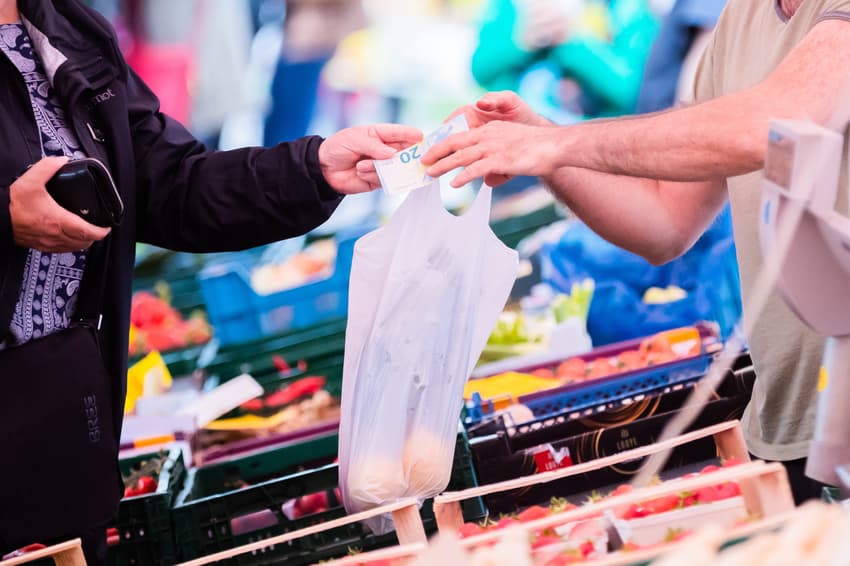 How Germany's soaring inflation is hitting household budgets