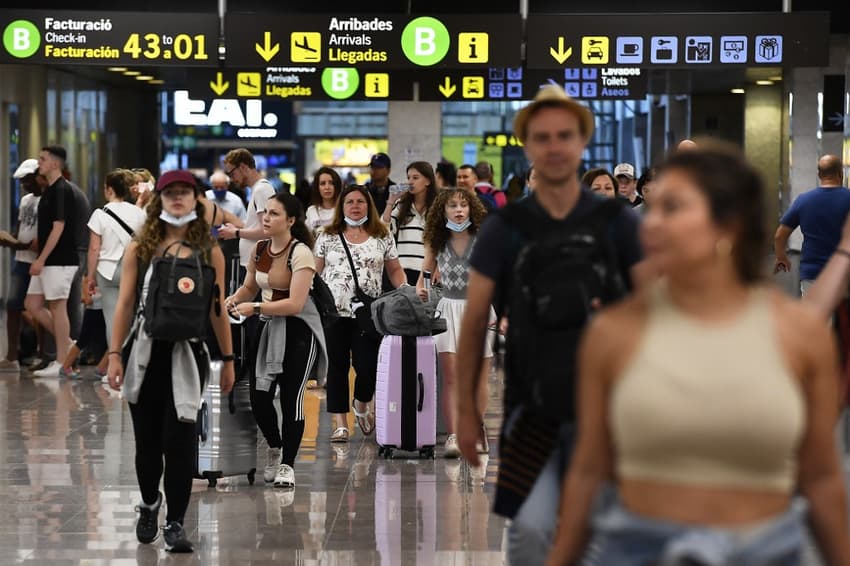 Two of Spain's airlines named most punctual in Europe amid travel chaos