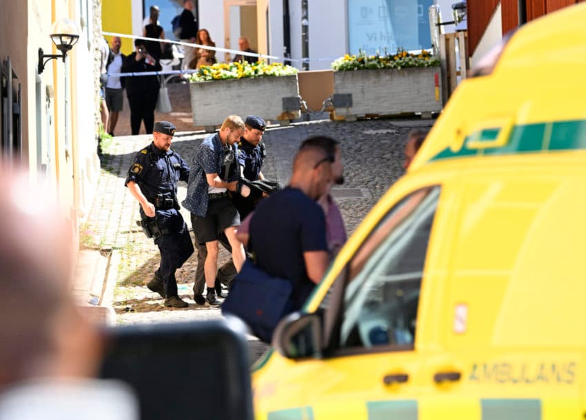 Almedalen knife attacker linked to Swedish neo-Nazi groups: reports