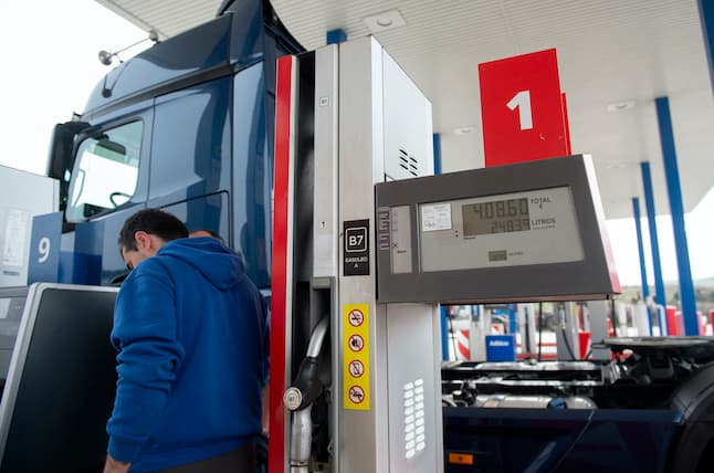 Spanish inflation slows as fuel prices ease