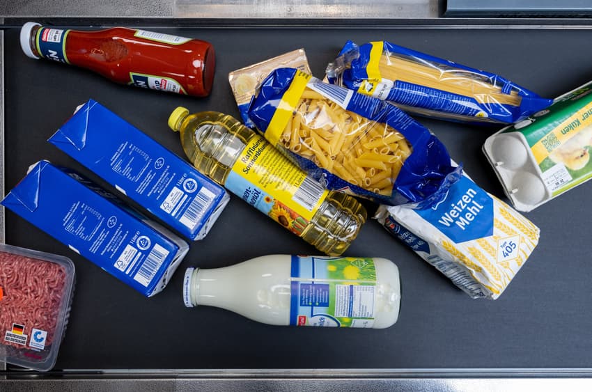 Empty shelves as German supermarkets resist price hikes