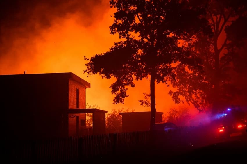 Wildfires reignite in south western France forcing residents to leave homes
