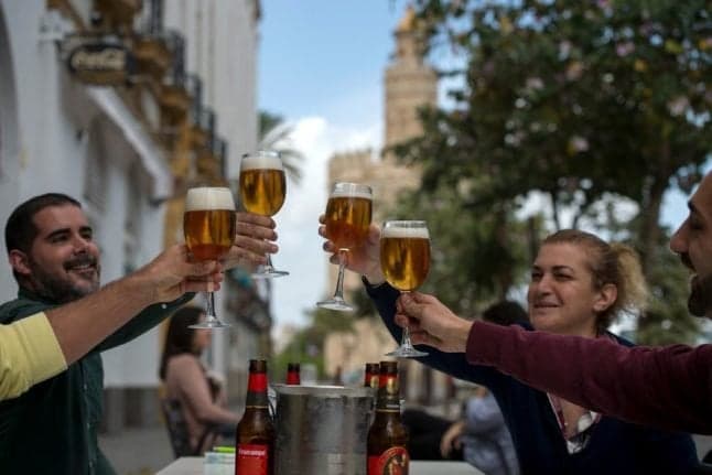 ¡Salud! The different ways to say cheers in Spanish