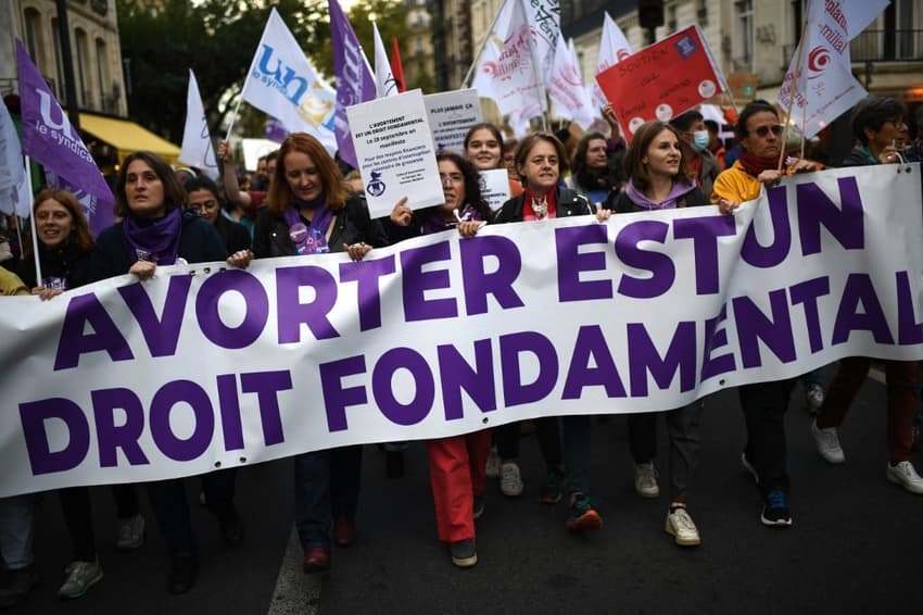 France moves closer to inscribing the right to abortion in constitution
