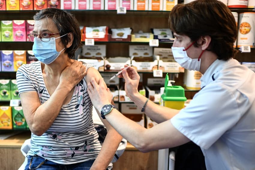 Pharmacists in France can now deliver all types of vaccines and boosters